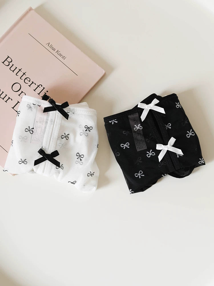 French-Inspired Vintage Panties with Bow Embroidery and Lace Trim