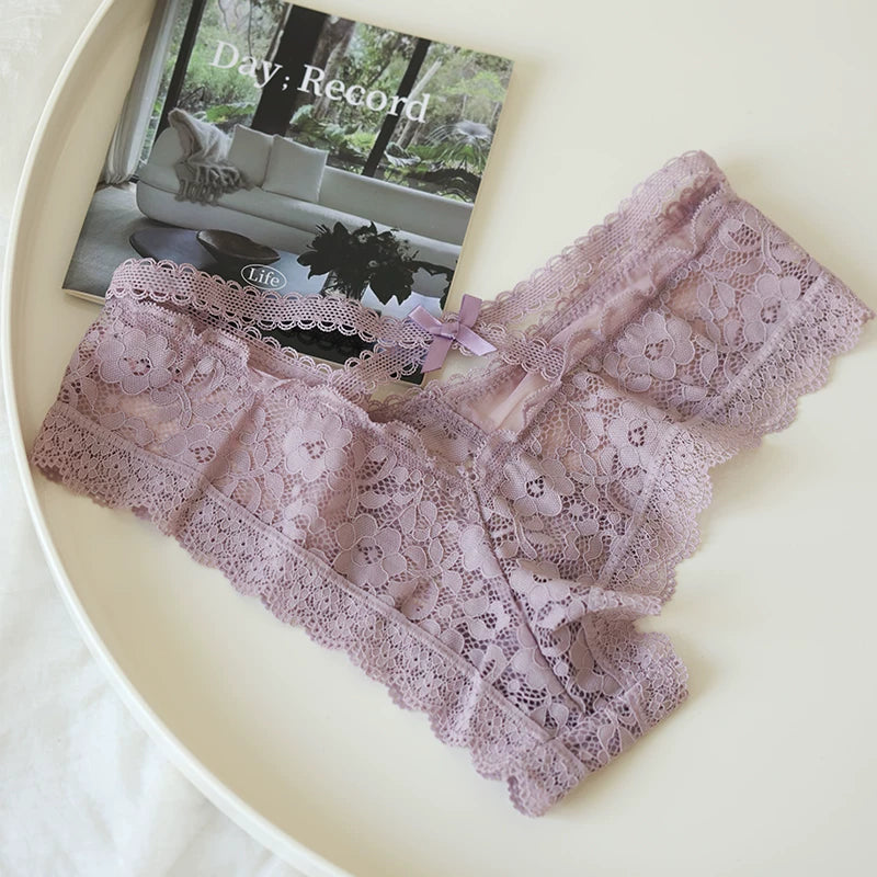 French-Inspired Vintage Sexy Panties with Thin Straps and Lace Trim