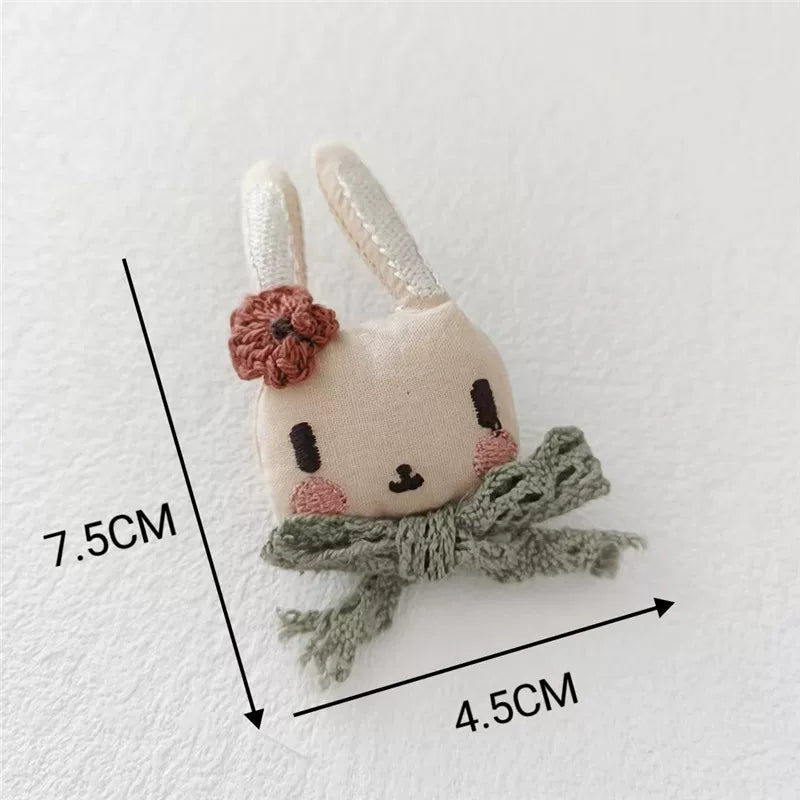 Cute Retro Cloth Embroidered Brooch Pin Accessory