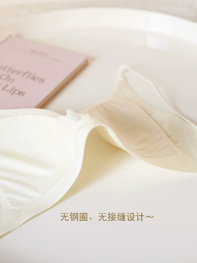 Seamless Lightweight Satin Deep V Triangle Cup Wireless Bra with Thin Straps