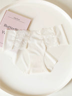 Seamless Ice Silk Panties with Lace Stitching and Pure Cotton Crotch