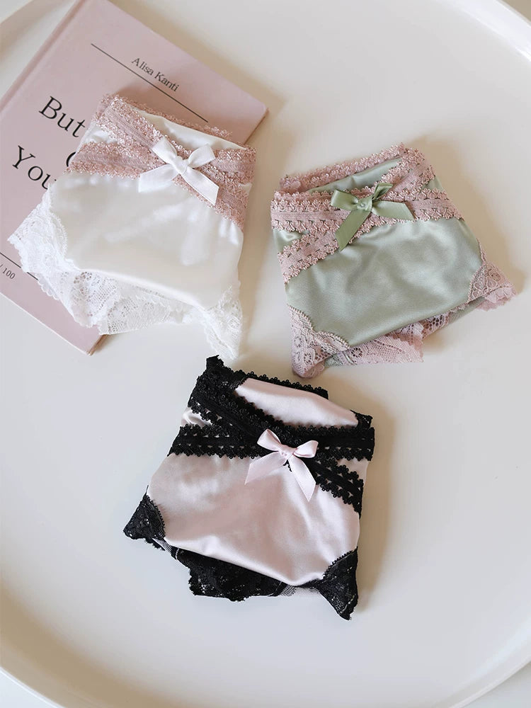 French-Inspired Vintage Color-Blocked Satin Panties with Bow and Lace Trim
