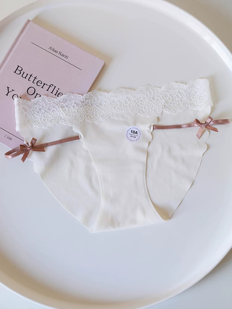 Seamless Ice Silk Panties with Bow and Lace Trim