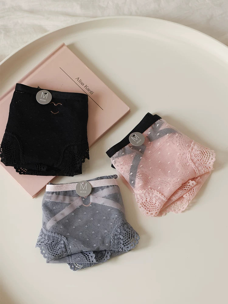 French-Style Lace Panties with Heart Cutout and Mesh Trim