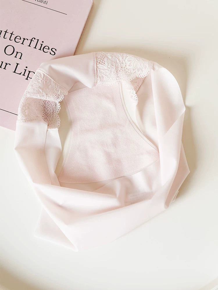 Seamless Ice Silk Panties with Lace Stitching and Pure Cotton Crotch