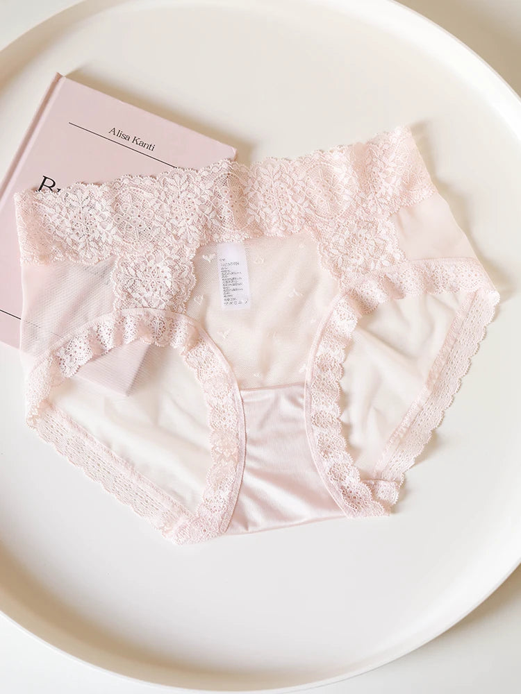 French-Inspired Vintage Mesh Panties with Lace Trim and Cotton Crotch