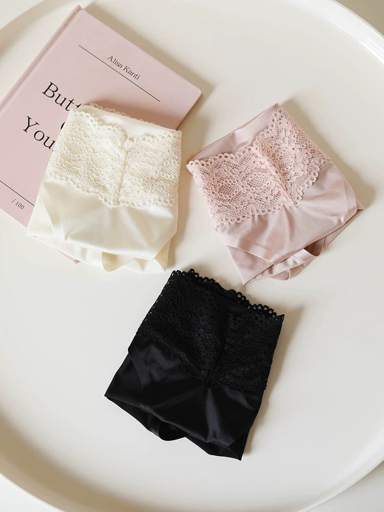 French-Inspired Vintage Seamless Satin Panties with Lace Trim
