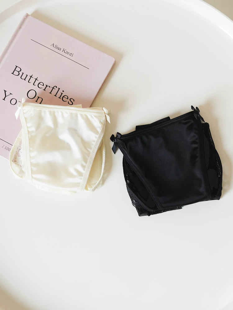 French-Inspired Vintage Panties with Double Bows and Lace Trim