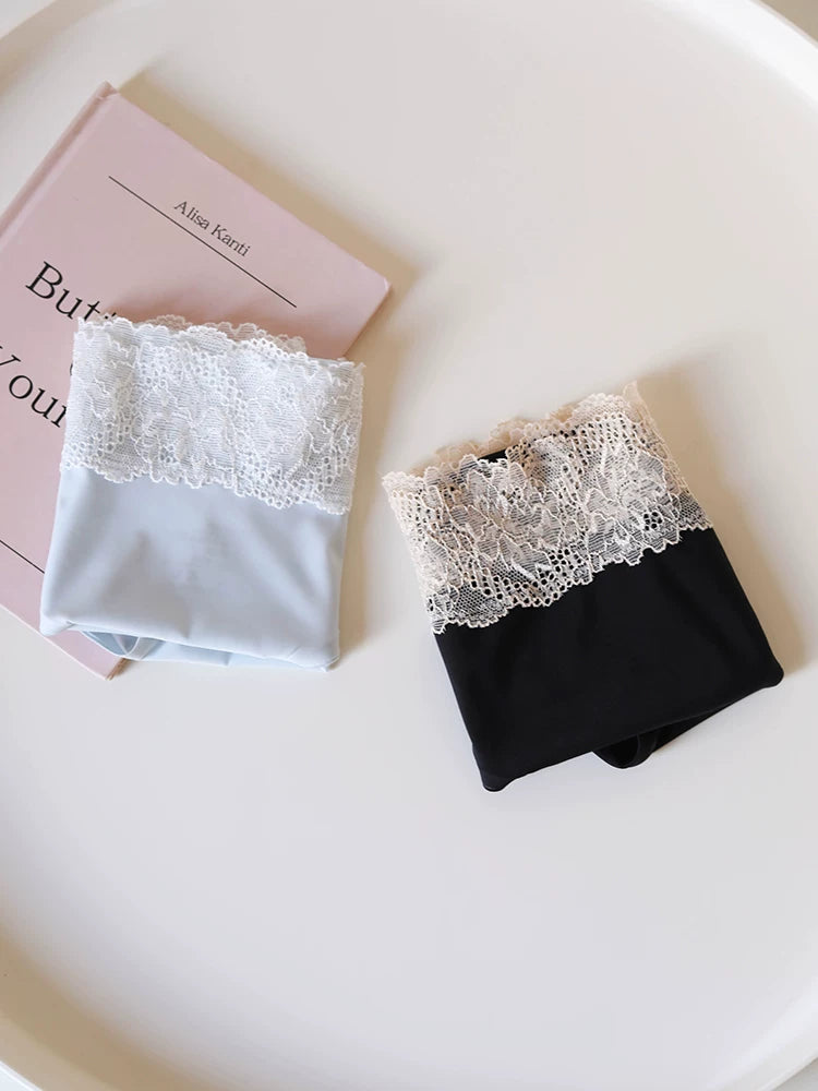 Seamless Ice Silk Low-Waist Briefs with Lace Trim and Cotton Crotch