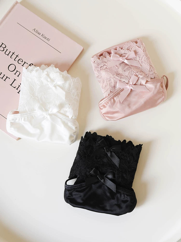 French-Inspired Vintage Panties with Bow Embroidery and Lace Trim