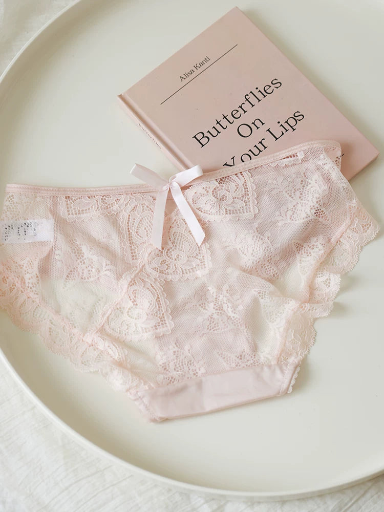 French-Inspired Vintage Panties with Bow Embroidery and Lace Trim