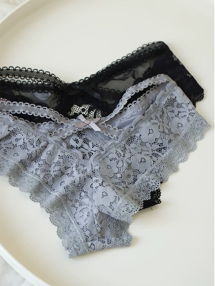 French-Inspired Vintage Sexy Panties with Thin Straps and Lace Trim