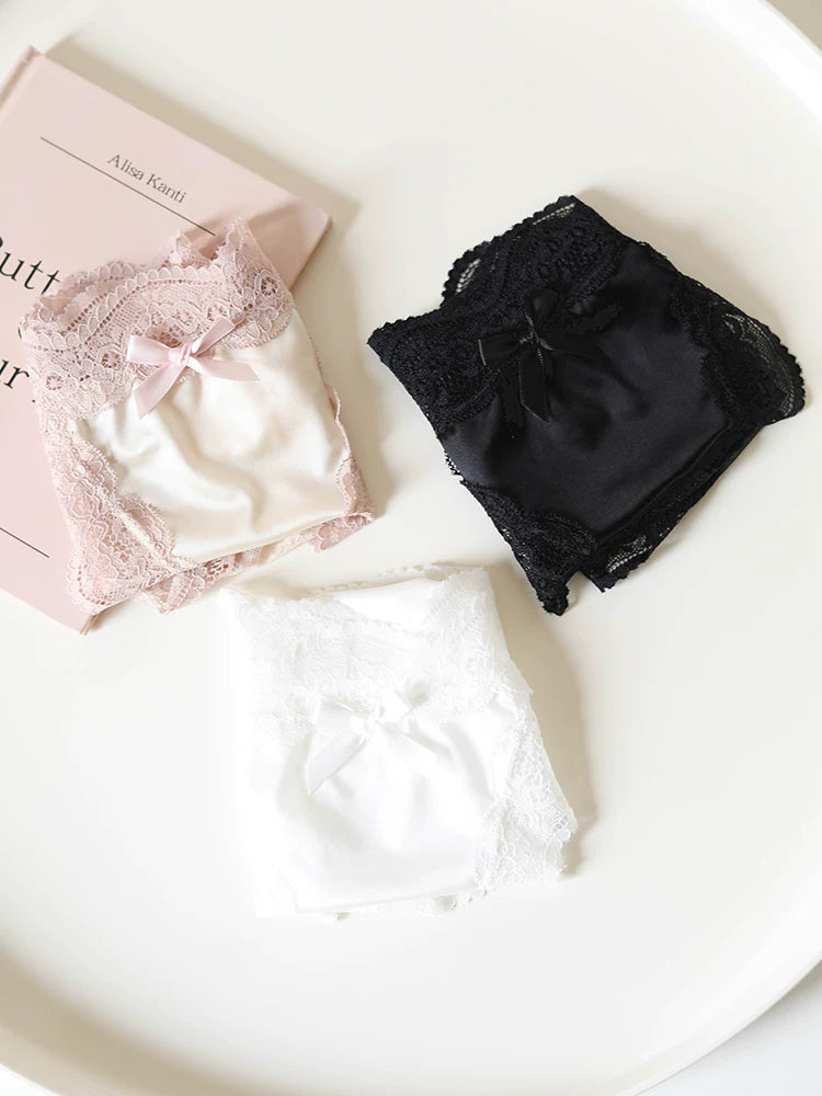 French-Inspired Vintage Lace Panties with Low Waist and Bow Trim