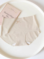 French-Inspired Vintage Panties with Simple Bow and Cotton Crotch