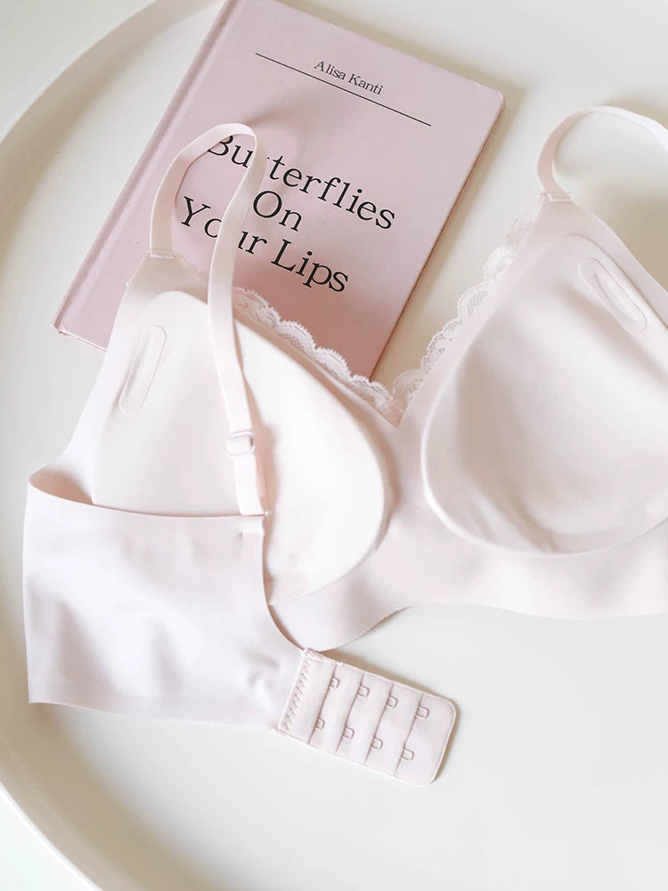 French-Inspired Vintage Pink Bra with Thin Straps and Lace Trim