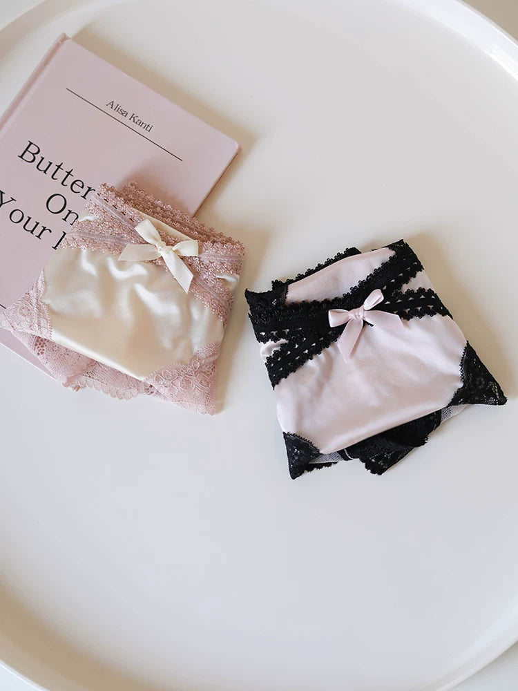 French-Inspired Vintage Color-Blocked Satin Panties with Bow and Lace Trim