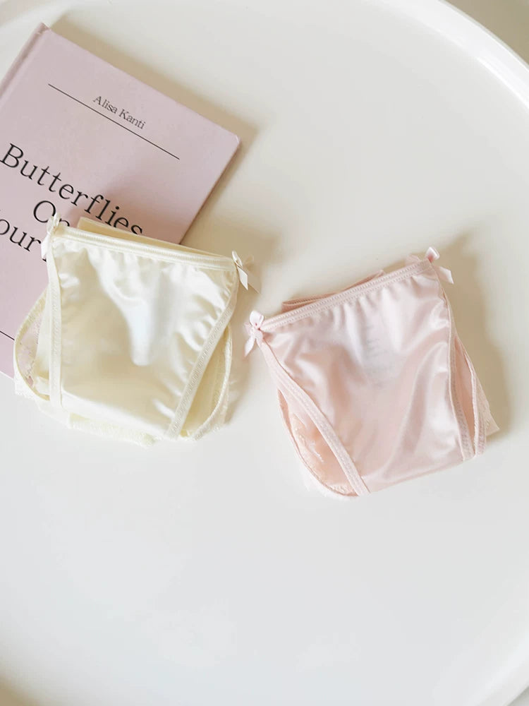 French-Inspired Vintage Panties with Double Bows and Lace Trim