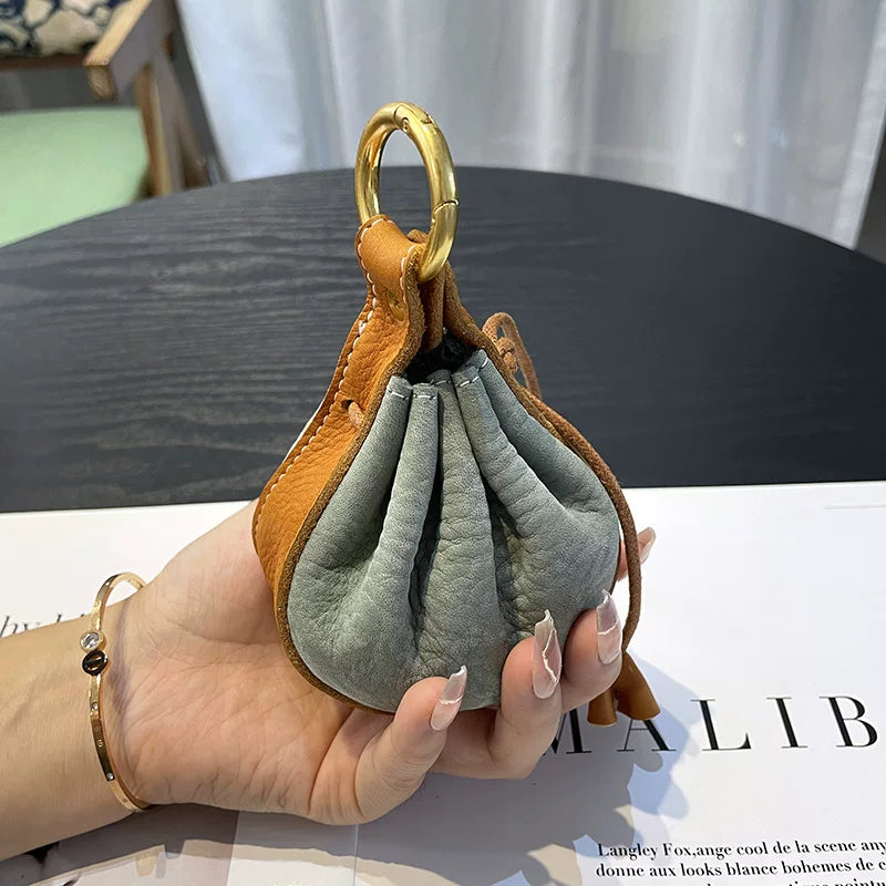 Cute Handmade Cowhide Leather Pull-Out Key Case Accessory