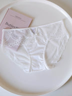 Breathable Floral Lace Low-Rise Panties with Cotton Crotch
