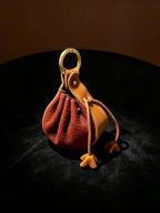 Cute Handmade Cowhide Leather Pull-Out Key Case Accessory