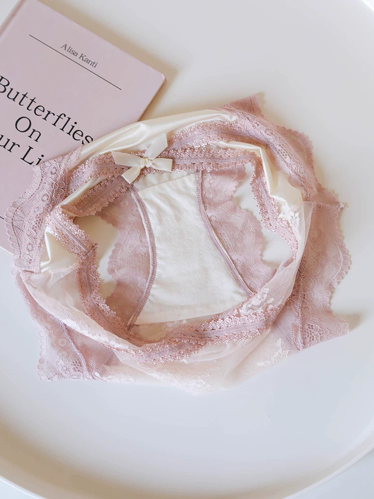 French-Inspired Vintage Color-Blocked Satin Panties with Bow and Lace Trim