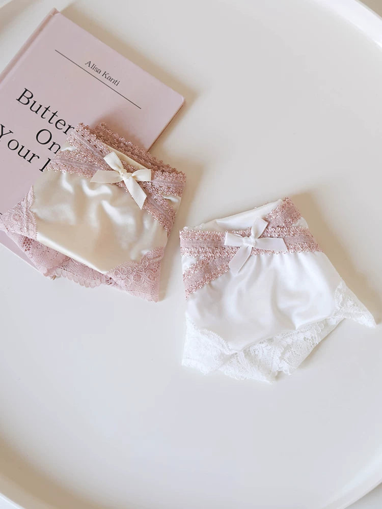 French-Inspired Vintage Color-Blocked Satin Panties with Bow and Lace Trim