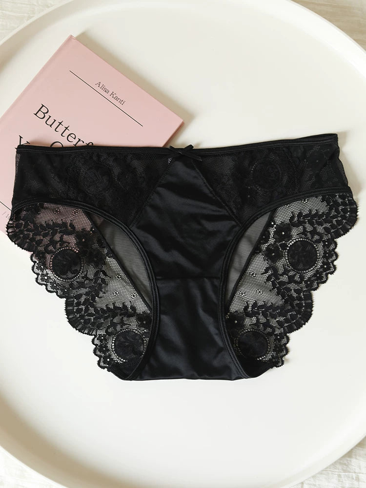 French-Inspired Vintage Panties with Lace Mesh and Cotton Crotch