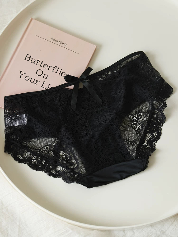 French-Inspired Vintage Panties with Bow Embroidery and Lace Trim