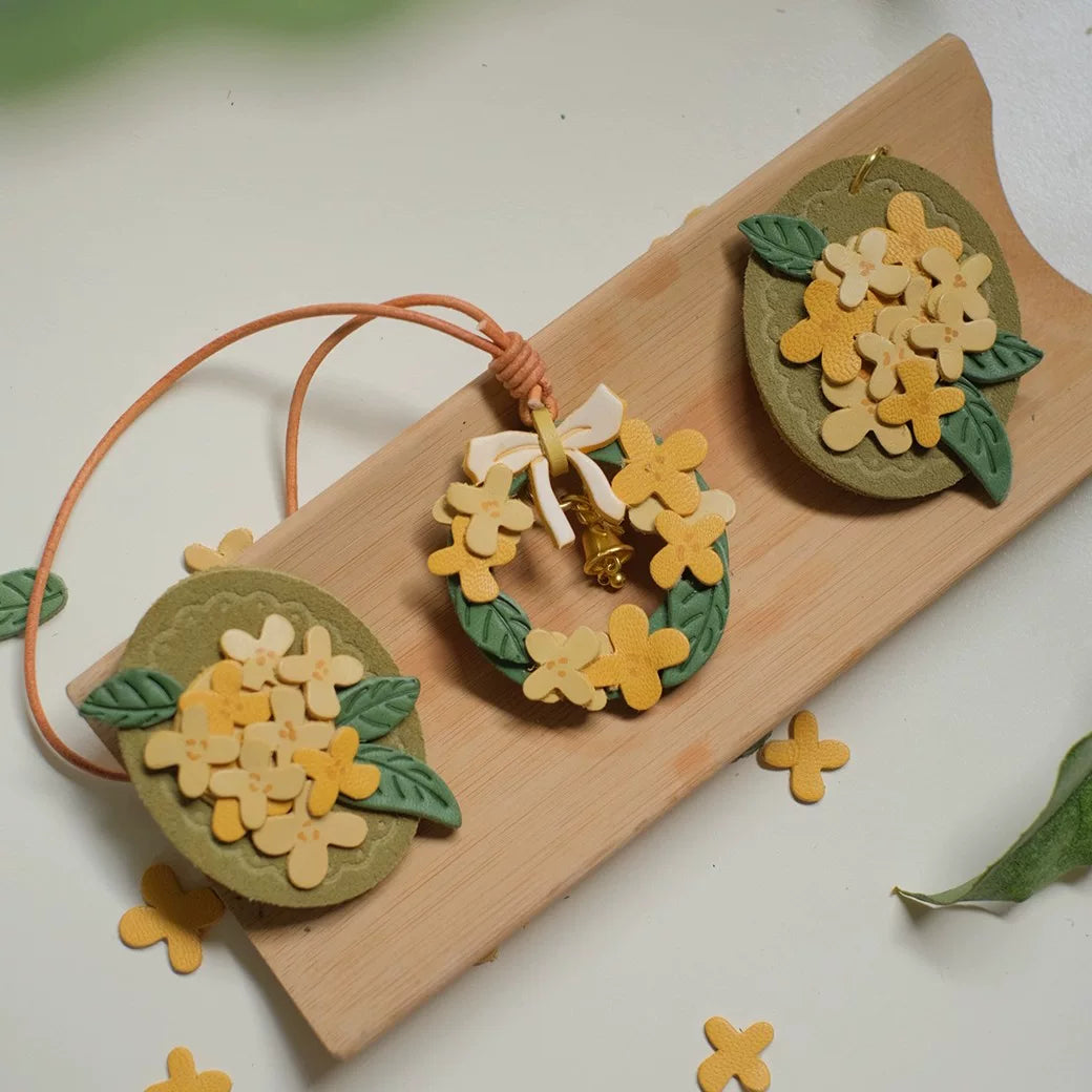 Cute Handmade Leather Flower Keychain Accessory