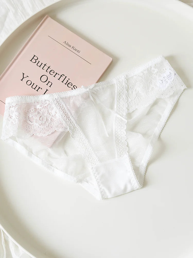 French-Inspired Vintage Panties with Bow Embroidery and Lace Trim