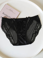 French-Inspired Vintage Panties with Double Bows and Lace Trim