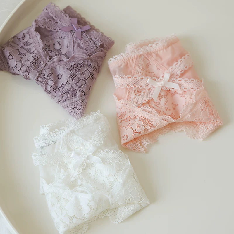 French-Inspired Vintage Sexy Panties with Thin Straps and Lace Trim