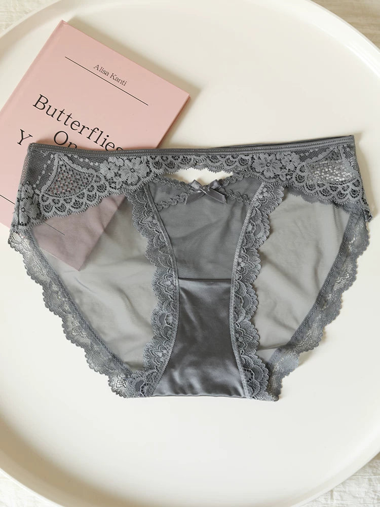 French-Inspired Vintage Mesh Panties with Bow and Lace Trim
