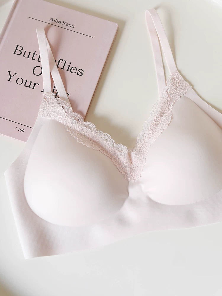 French-Inspired Vintage Pink Bra with Thin Straps and Lace Trim