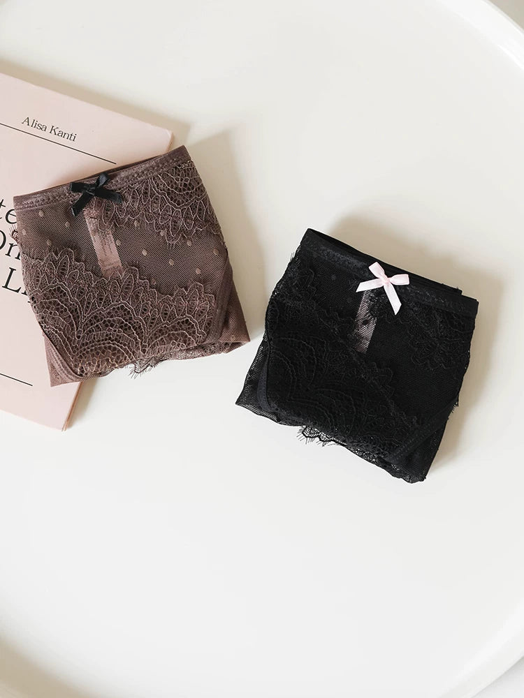 French-Inspired Vintage Panties with Bow and Lace Trim