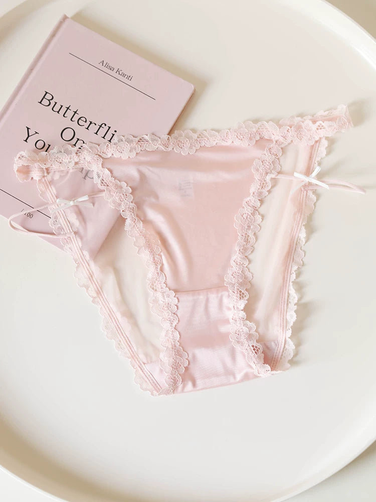 French-Inspired Vintage Satin Panties with Bow Leg Ring and Lace Trim