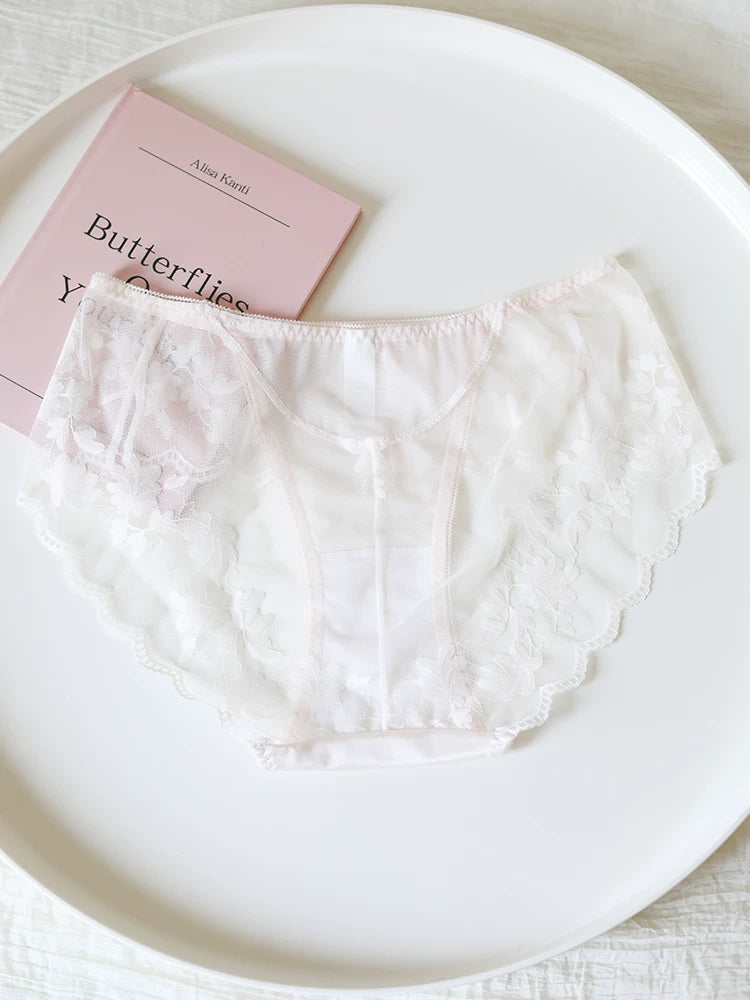 French-Inspired Vintage Panties with Bow and Floral Lace Trim