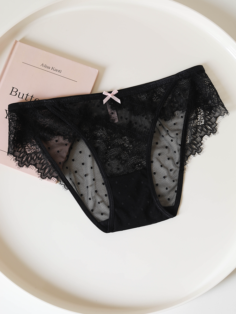 French-Inspired Vintage Panties with Bow and Lace Trim