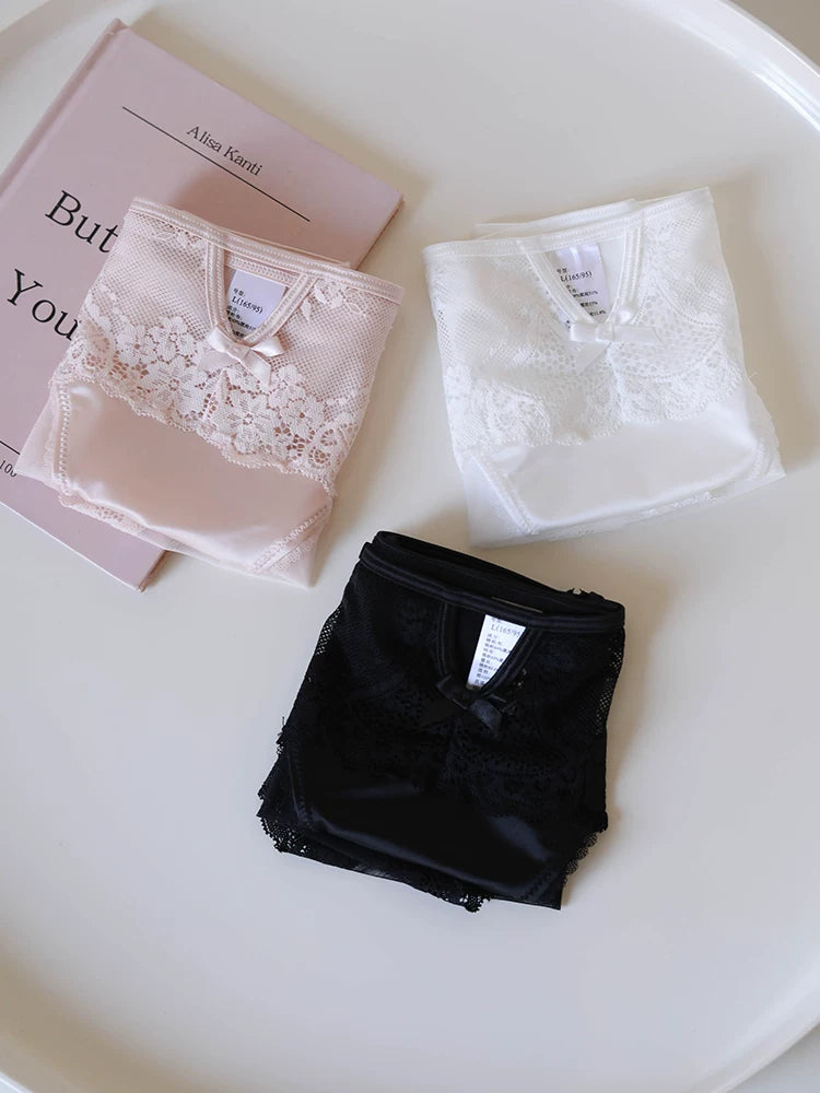 Breathable Floral Lace Low-Rise Panties with Cotton Crotch
