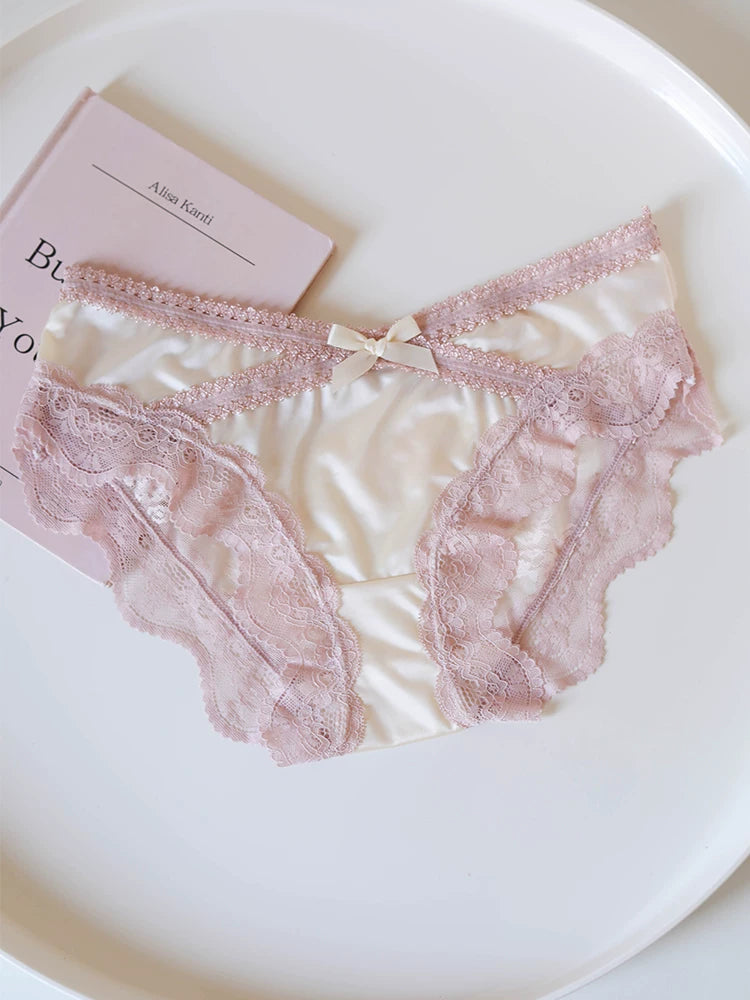 French-Inspired Vintage Color-Blocked Satin Panties with Bow and Lace Trim