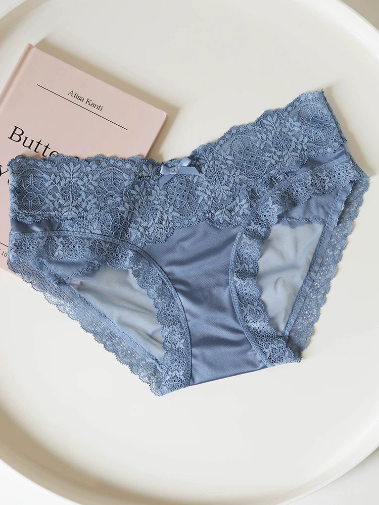 French-Inspired Vintage Pink Panties with Bow Embroidery and Lace Trim