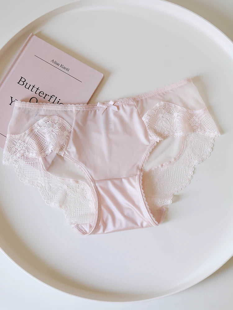 French-Inspired Vintage Floral Panties with Bow Embroidery and Lace Trim