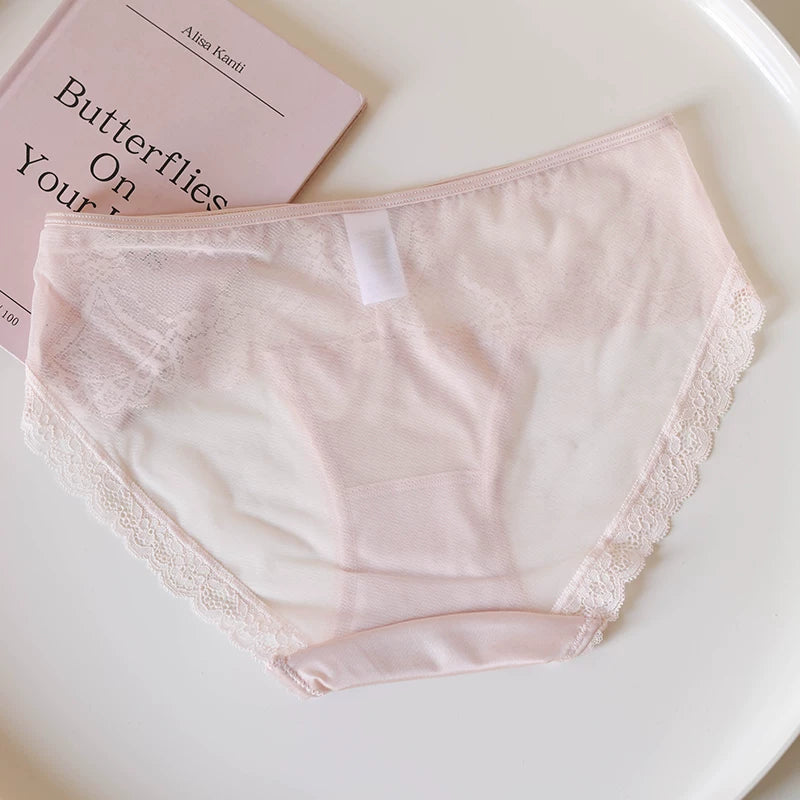 Breathable Floral Lace Low-Rise Panties with Cotton Crotch