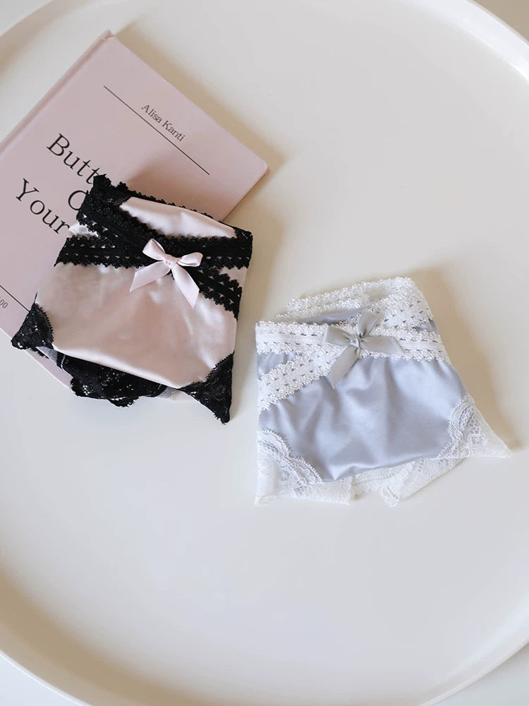 French-Inspired Vintage Color-Blocked Satin Panties with Bow and Lace Trim