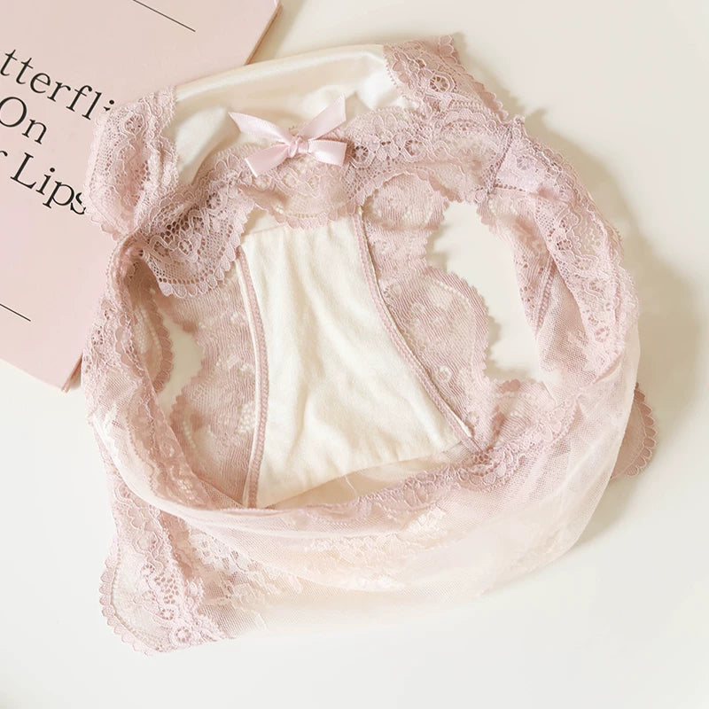French-Inspired Vintage Lace Panties with Low Waist and Bow Trim