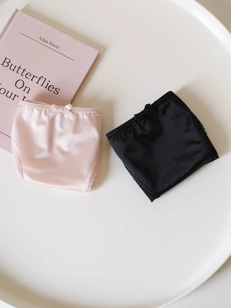 French-Inspired Vintage Panties with Lace Trim