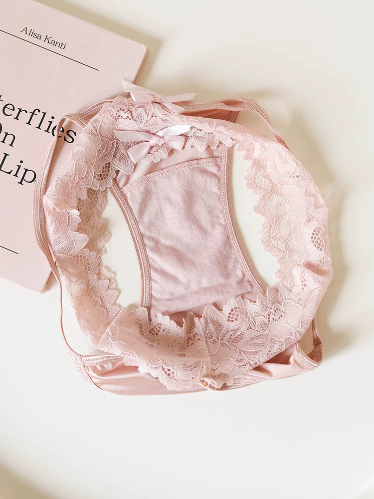 French-Inspired Vintage Panties with Bow Embroidery and Lace Trim