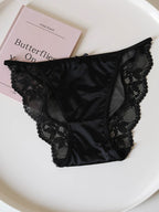 French-Inspired Vintage Panties with Lace Trim