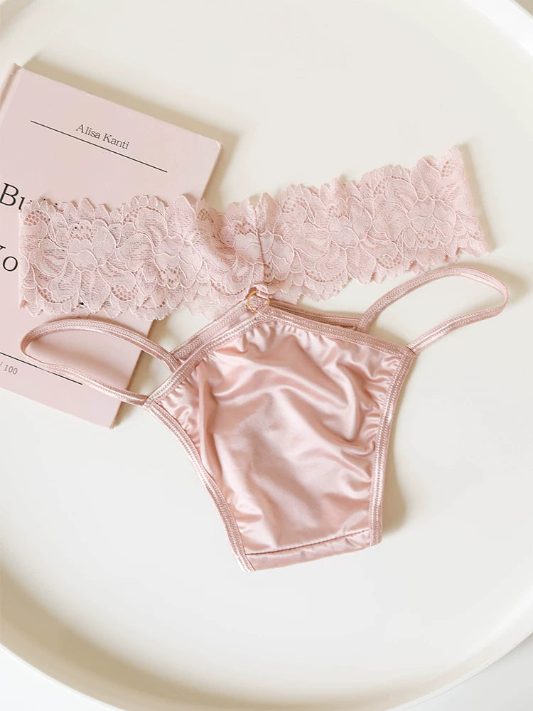 French-Inspired Vintage Panties with Bow Embroidery and Lace Trim