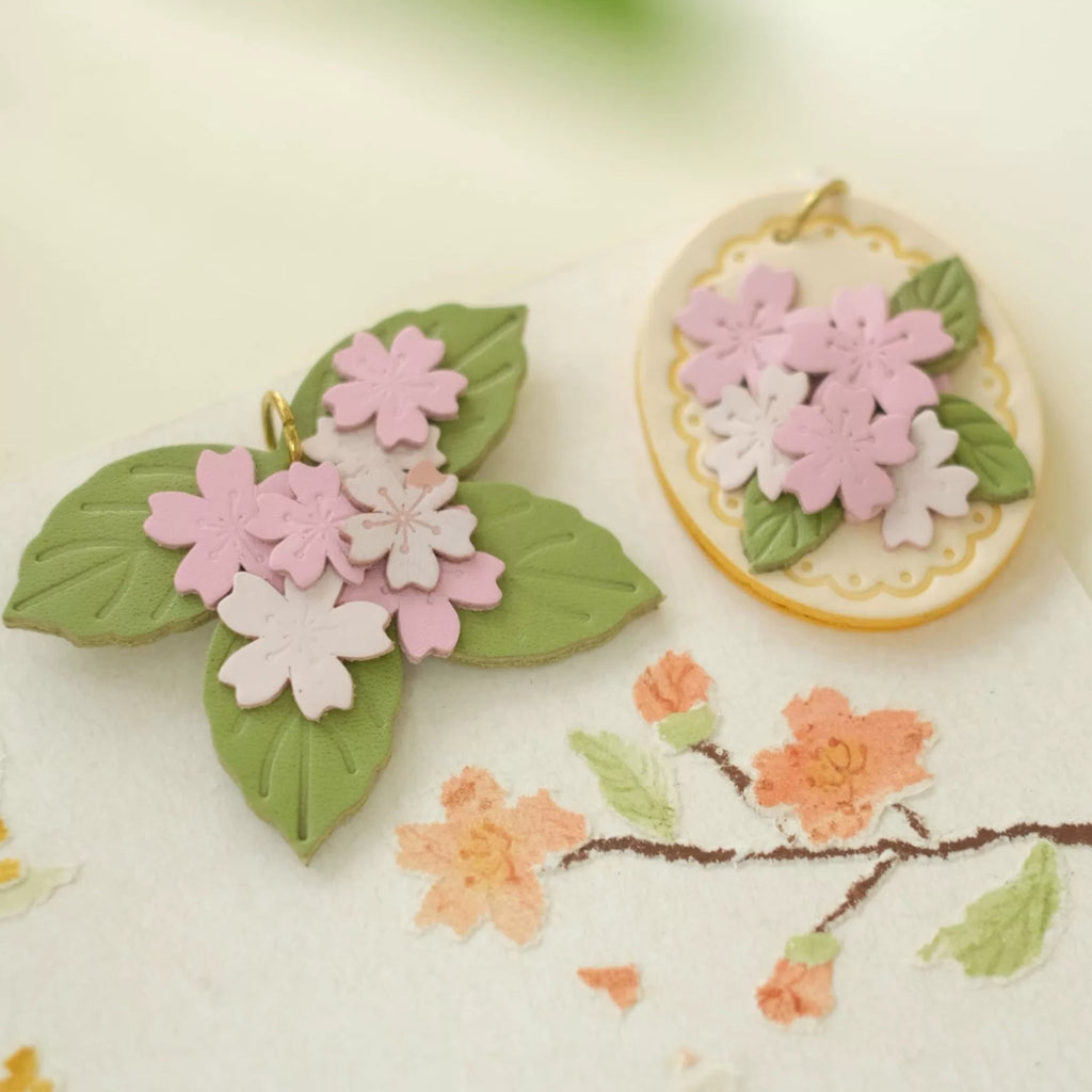 Cute Handmade Leather Flower Keychain Accessory